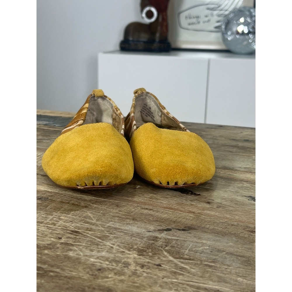 Laligo Bettie Mustard Yellow Suede Ikat Textile Ballet Flats Womens Size 9M - Picture 5 of 9